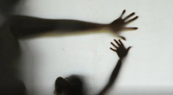 Alarmante: 64 meninas são vítimas de violência sexual por dia no Brasil